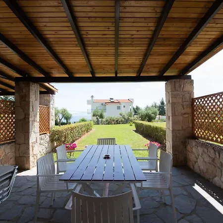 Ariadni -villas- Luxury בית כפרי קריופיגי