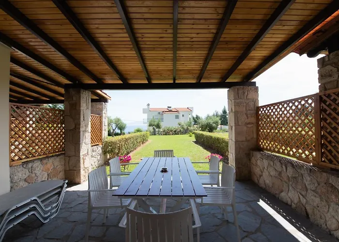 Ariadni Kır Evi Kriopigi