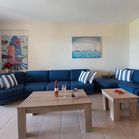 Ariadni -villas- Luxury
