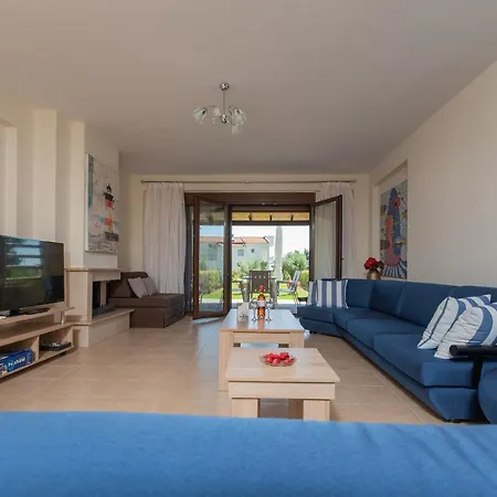 Casă la țară Ariadni -villas- Luxury